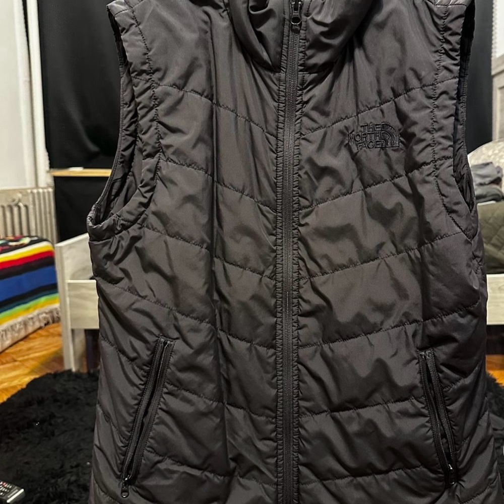 North face women vest